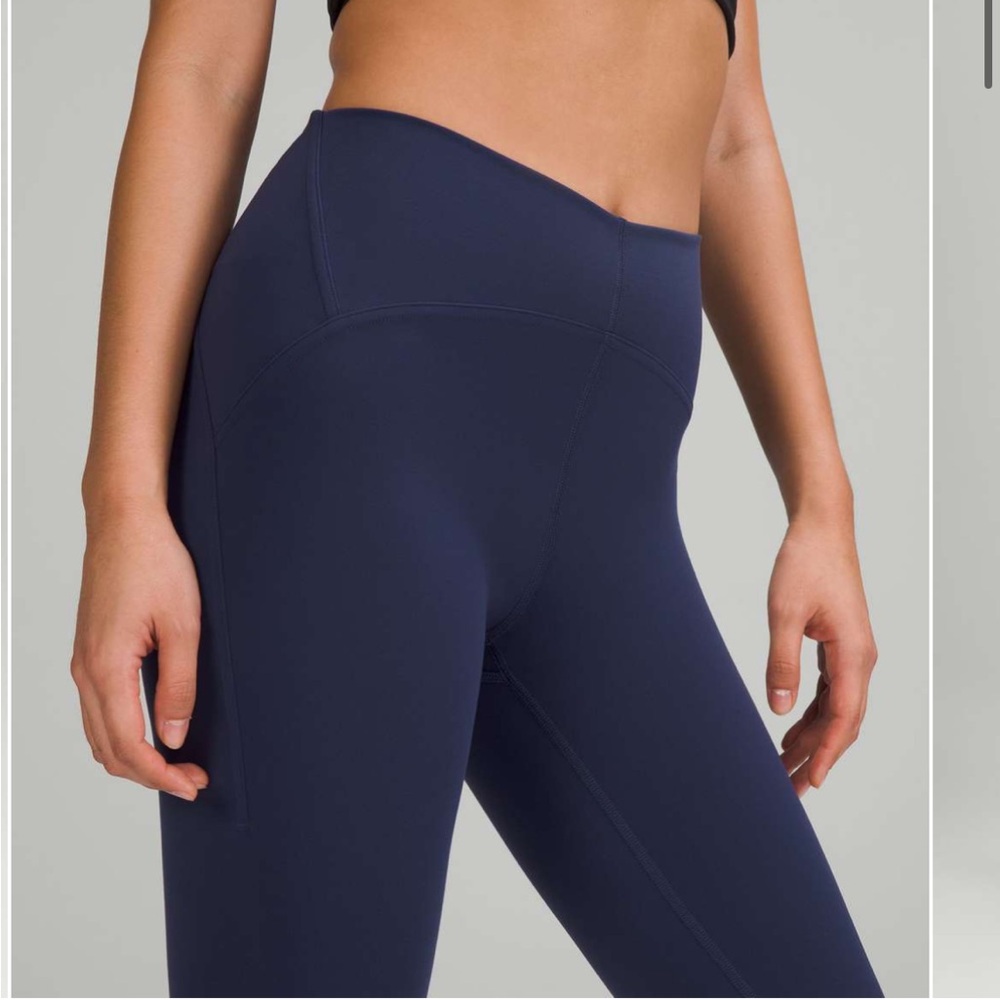 Lululemon Instill High-Rise Tight 25"
Night Sea size: 6 - Picture 2 of 7